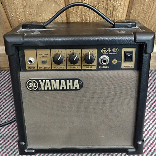 Used Yamaha GA10 Battery Powered Amp Guitar Center