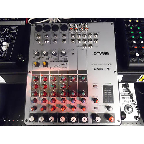 Used Yamaha MW10C Unpowered Mixer | Guitar Center