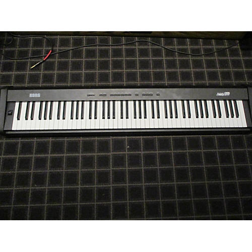 Used SP100 Stage Piano Guitar Center