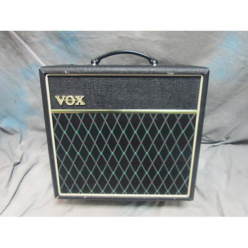 vox pathfinder 15r or valvetronix for pedals