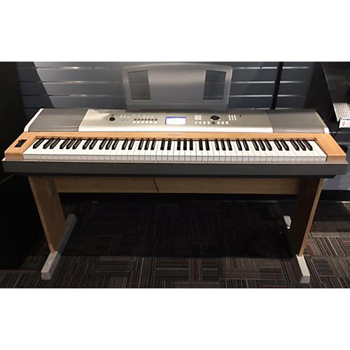 Used Yamaha YPG625 Stage Piano Guitar Center