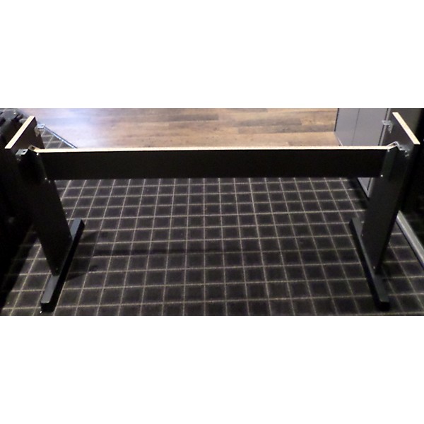 Used 2014 Ypg-535 Black Keyboard Stand