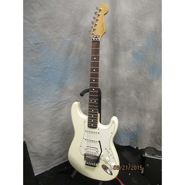 Used Fender Richie Sambora Signature Stratocaster Olympic White Electric Guitar