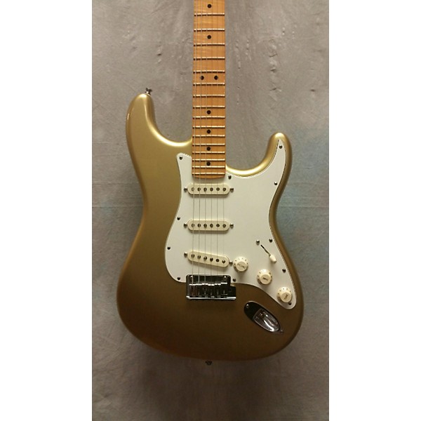 Used Custom Classic Stratocaster Aztec Gold Solid Body Electric Guitar