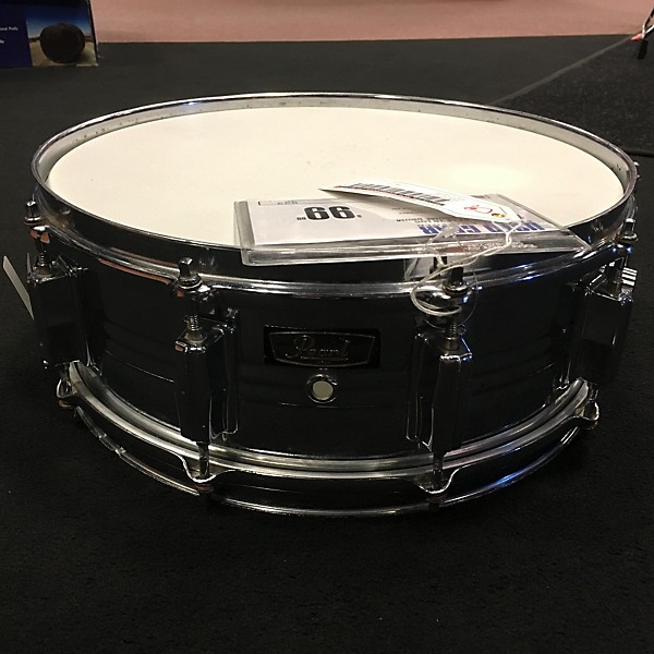 Used Pearl 5X14 10 Lug Snare Drum Drum