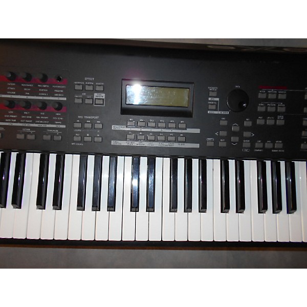 Used MOX8 88 Key Keyboard Workstation