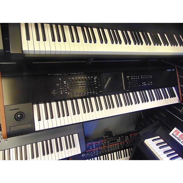 Used KORG Kronos X88 88 Key Keyboard Workstation