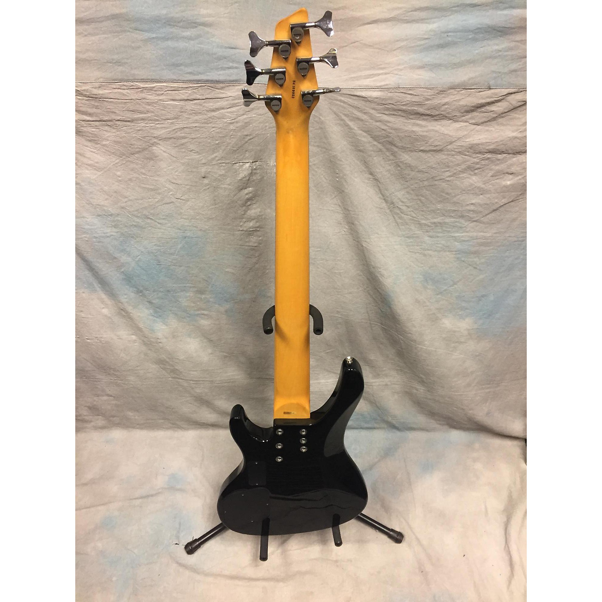 Washburn XB-600 Bantam Series 6-String Bass Guitar Black | eBay