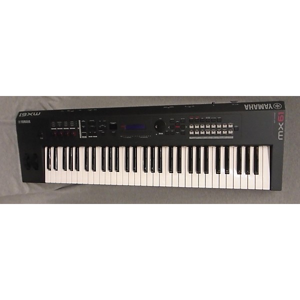 Used MX61 61 Key Keyboard Workstation