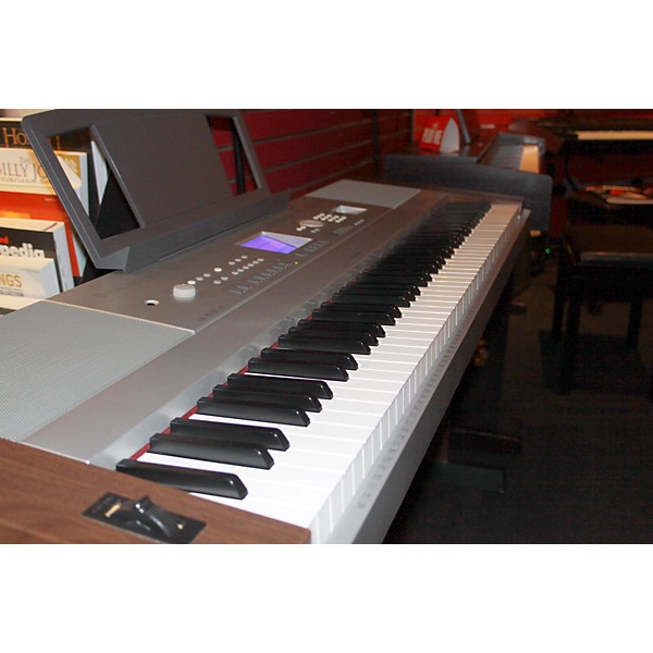 Used DGX640 88 Key Digital Piano