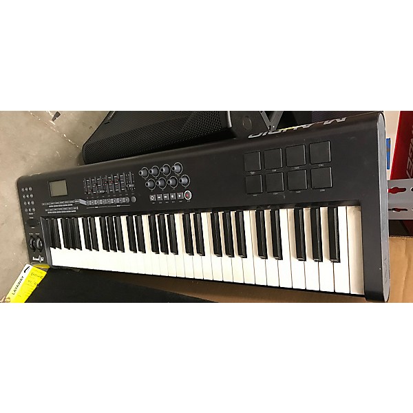 Used M-Audio Axiom 61 Key MIDI Controller