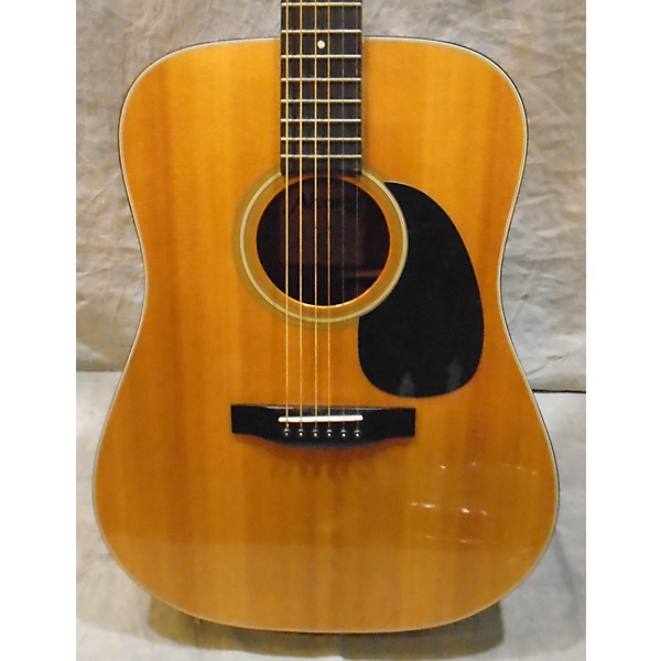 Used Alvarez 5220 Acoustic Guitar