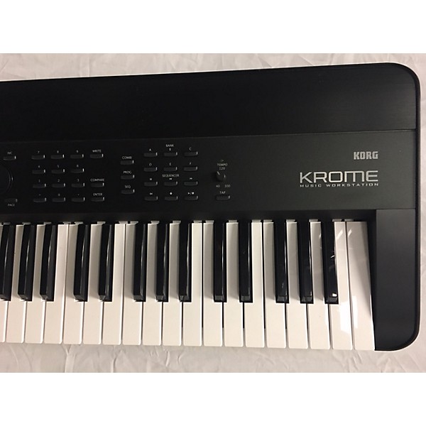 Used KORG Krome 73 Key Keyboard Workstation