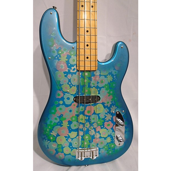 ギター fender Blue Flower Fender Japan channels the '60s with Blue Flower Series