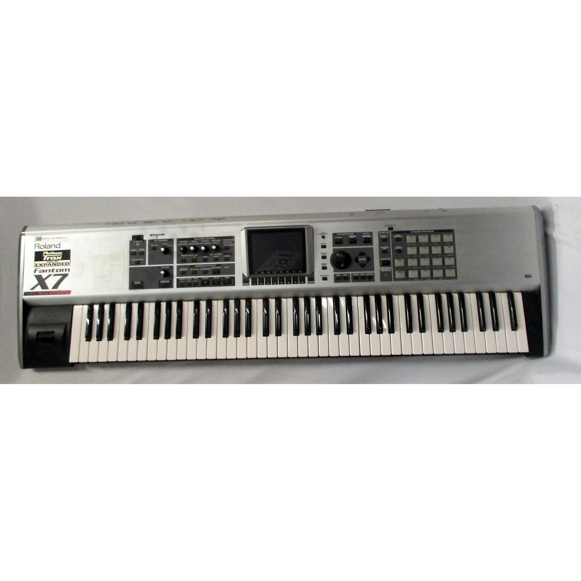 Used Roland Fantom X7 Keyboard Workstation | Guitar Center