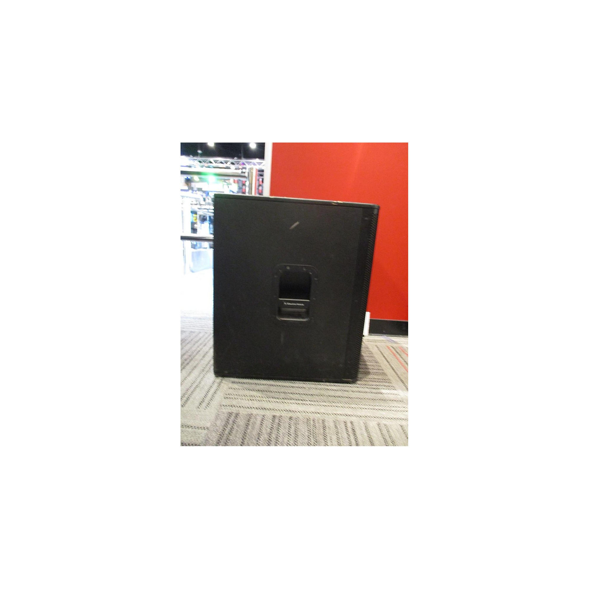 Used Electro-Voice ELX118P Powered Subwoofer | Guitar Center Used Electro-Voice ELX118P Powered Subwoofer | Guitar Center
