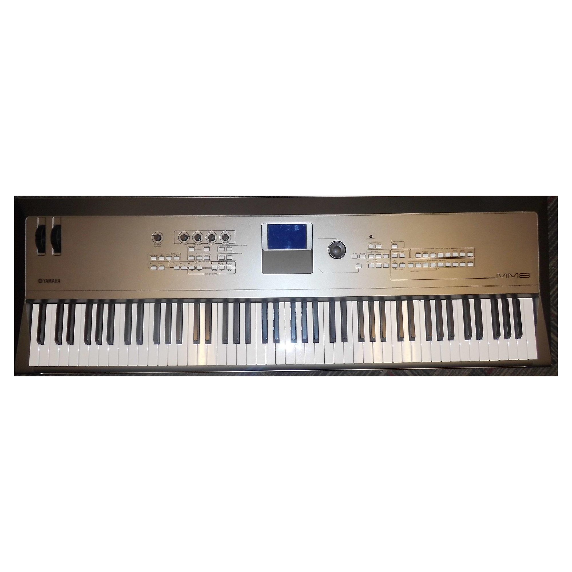 Used Yamaha MM8 88 Key Synthesizer | Guitar Center