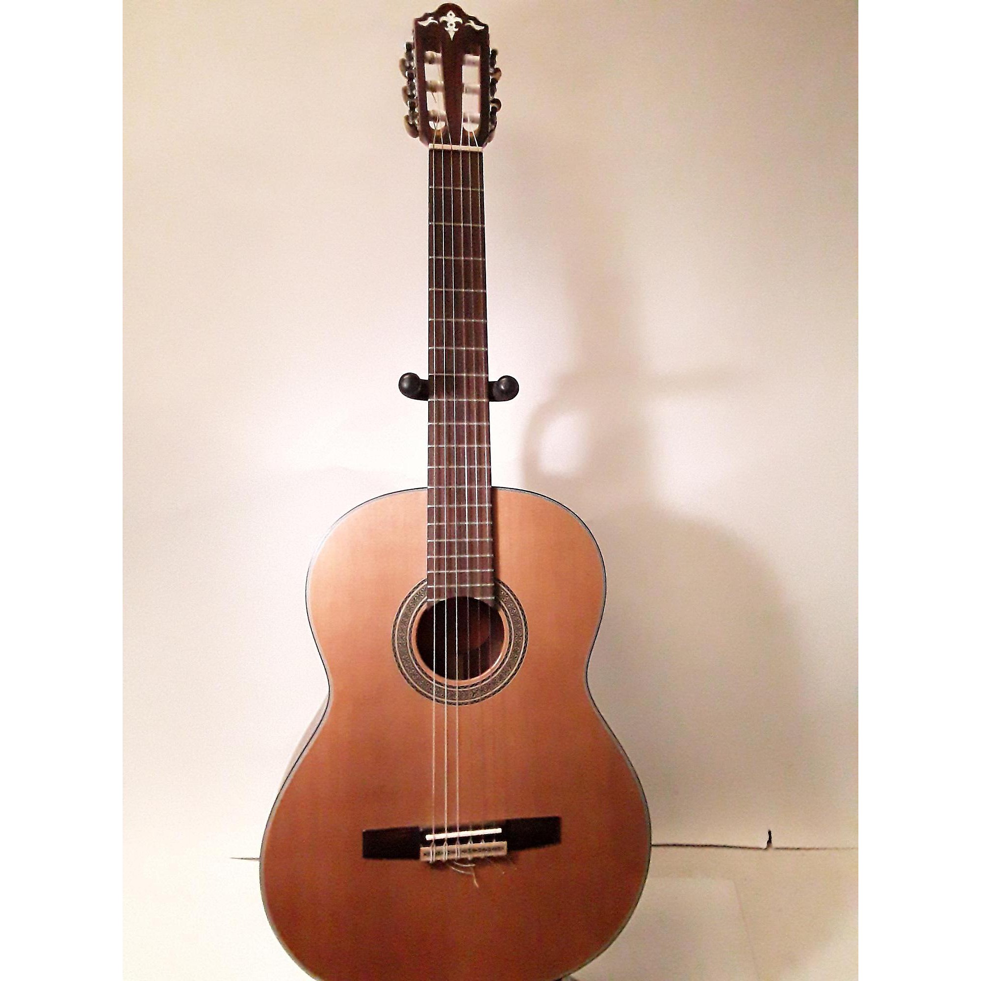 crafter classical guitar