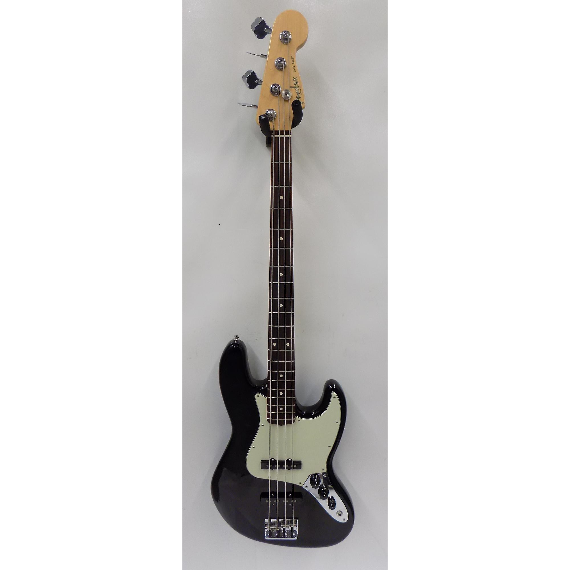 Used Fender American Professional Jazz 
