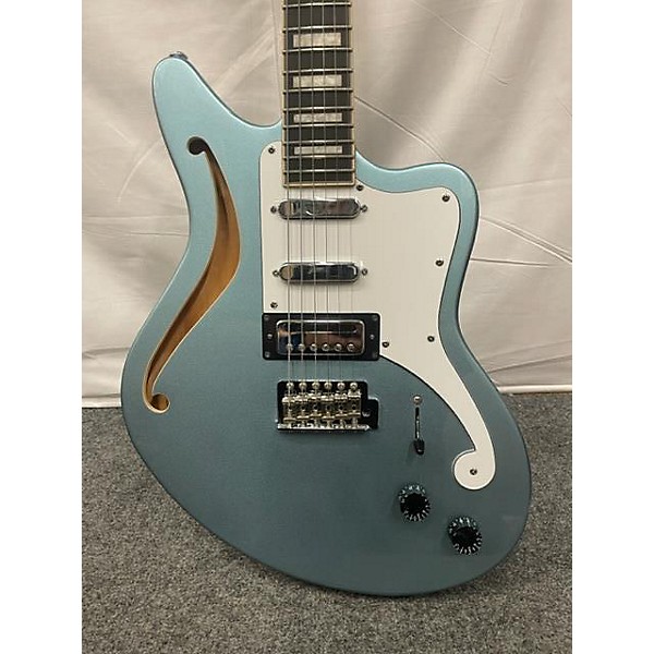 Used D'Angelico Used D'Angelico Premier Series Bedford SH Ice Blue Metallic Hollow Body Electric Guitar