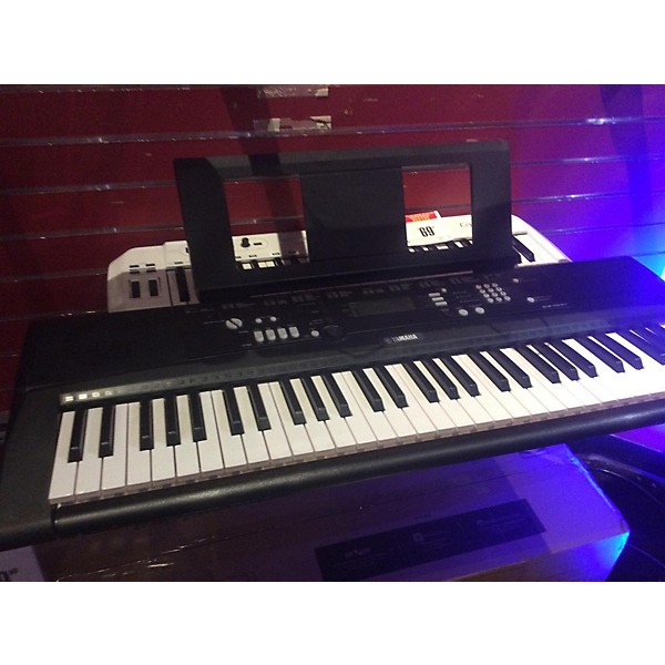 Used Yamaha EZ220 Portable Keyboard