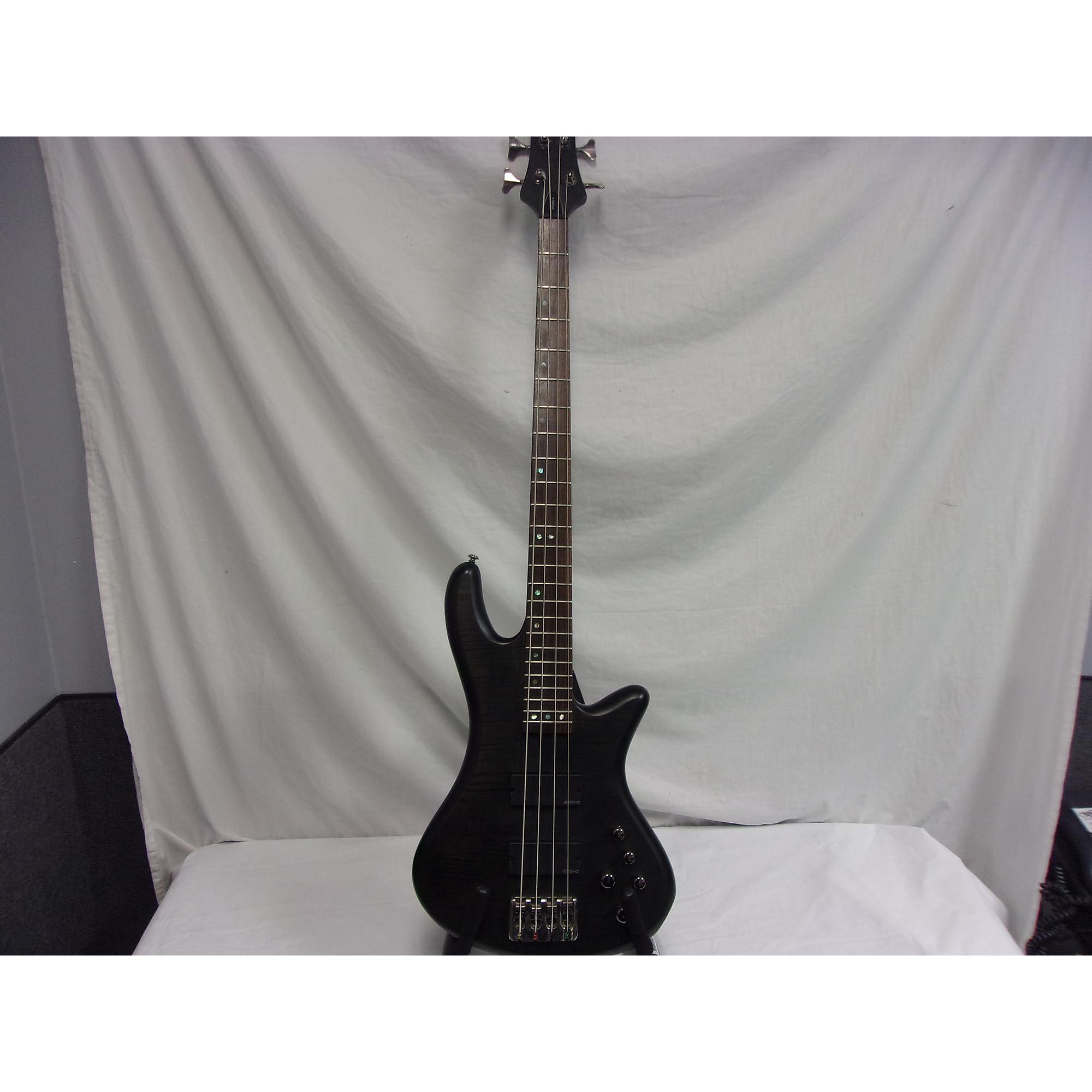 schecter bass used