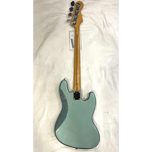 Used Fender Standard Jazz Bass Electric Bass Guitar