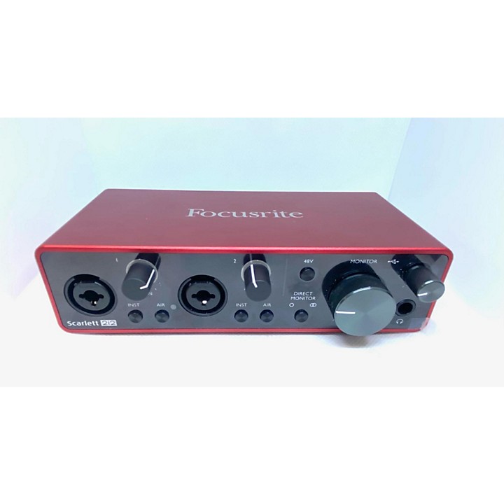 focusrite scarlett 2i2 guitar center