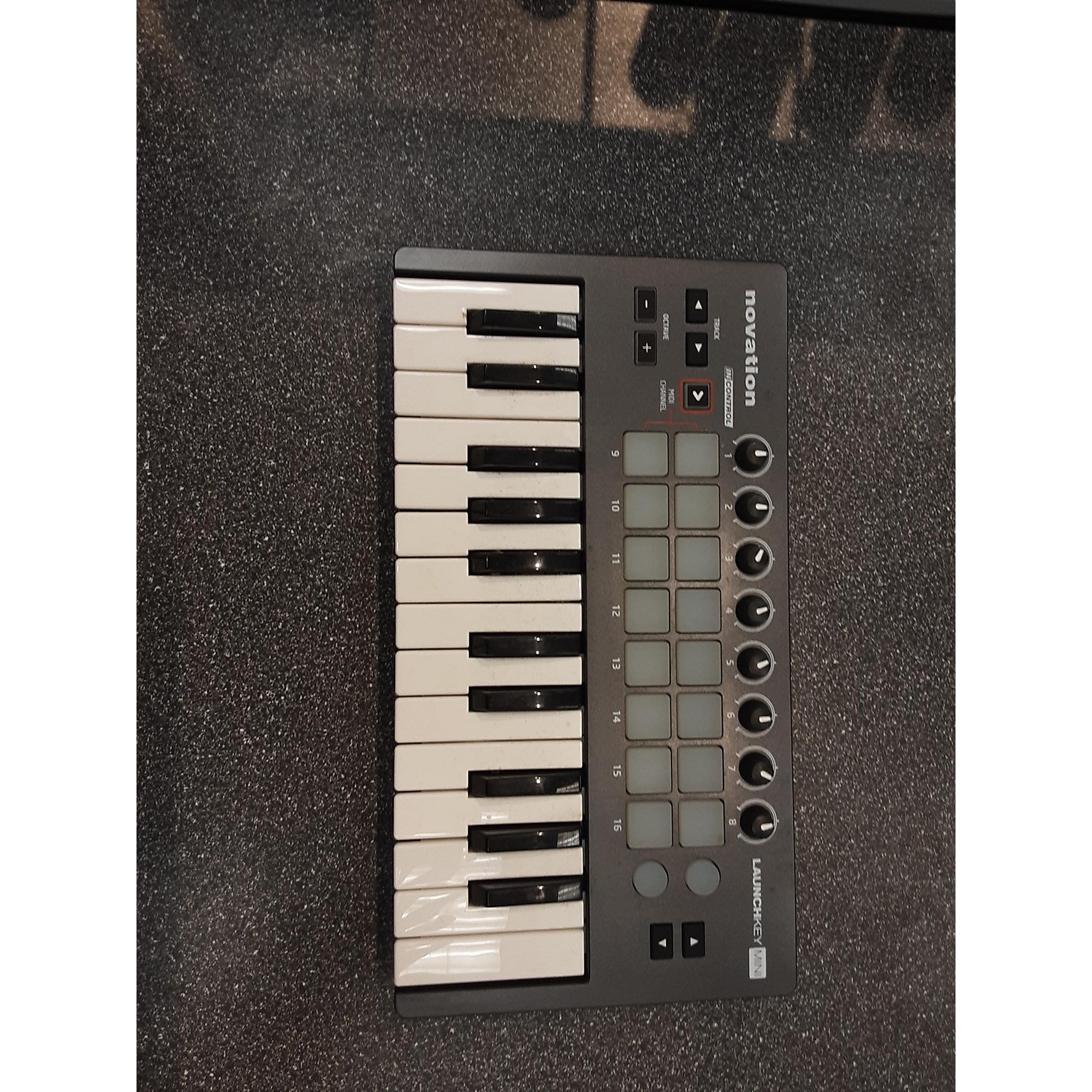 novation incontrol launchkey mini