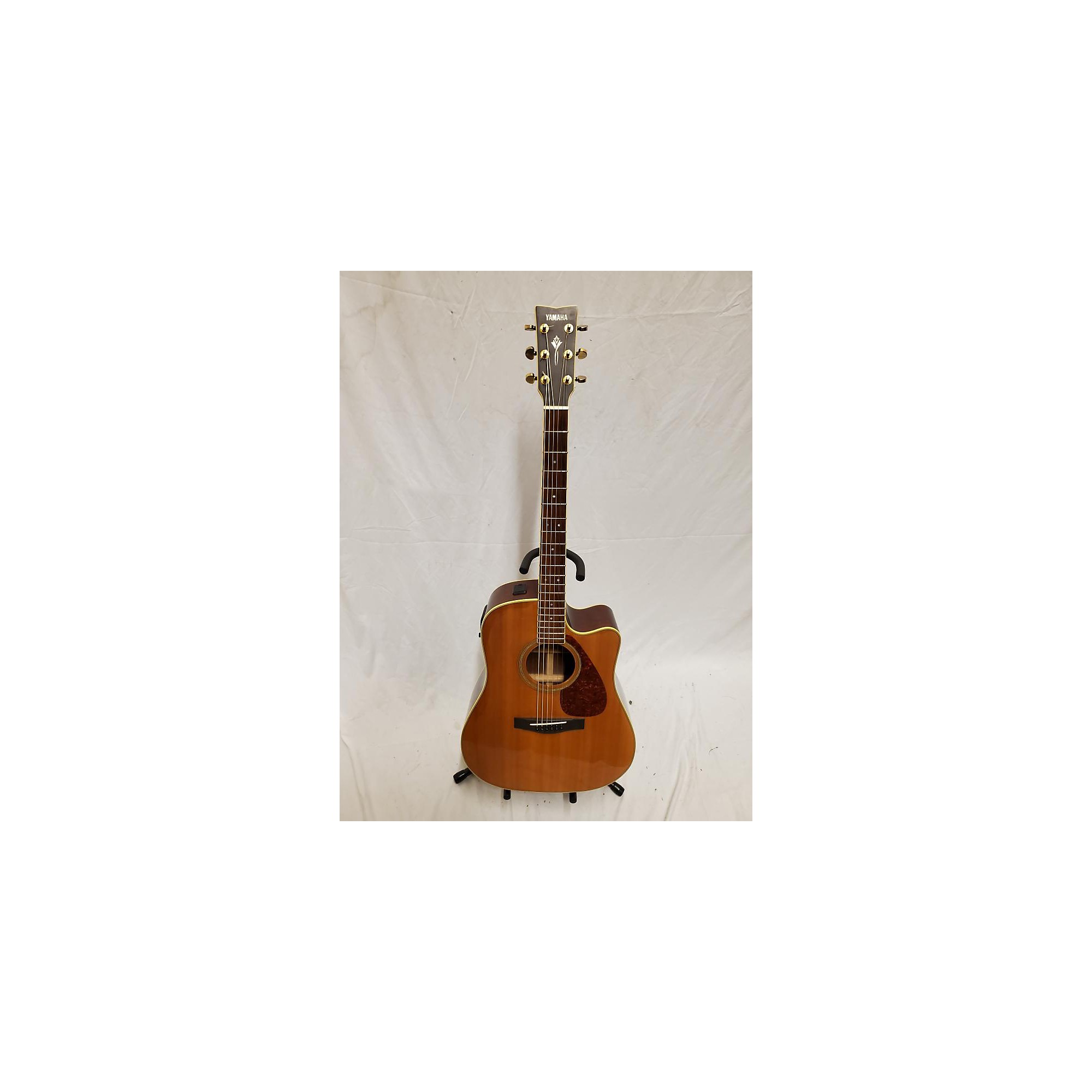 Used Yamaha DWX-8C Acoustic Electric Guitar Natural | Guitar Center