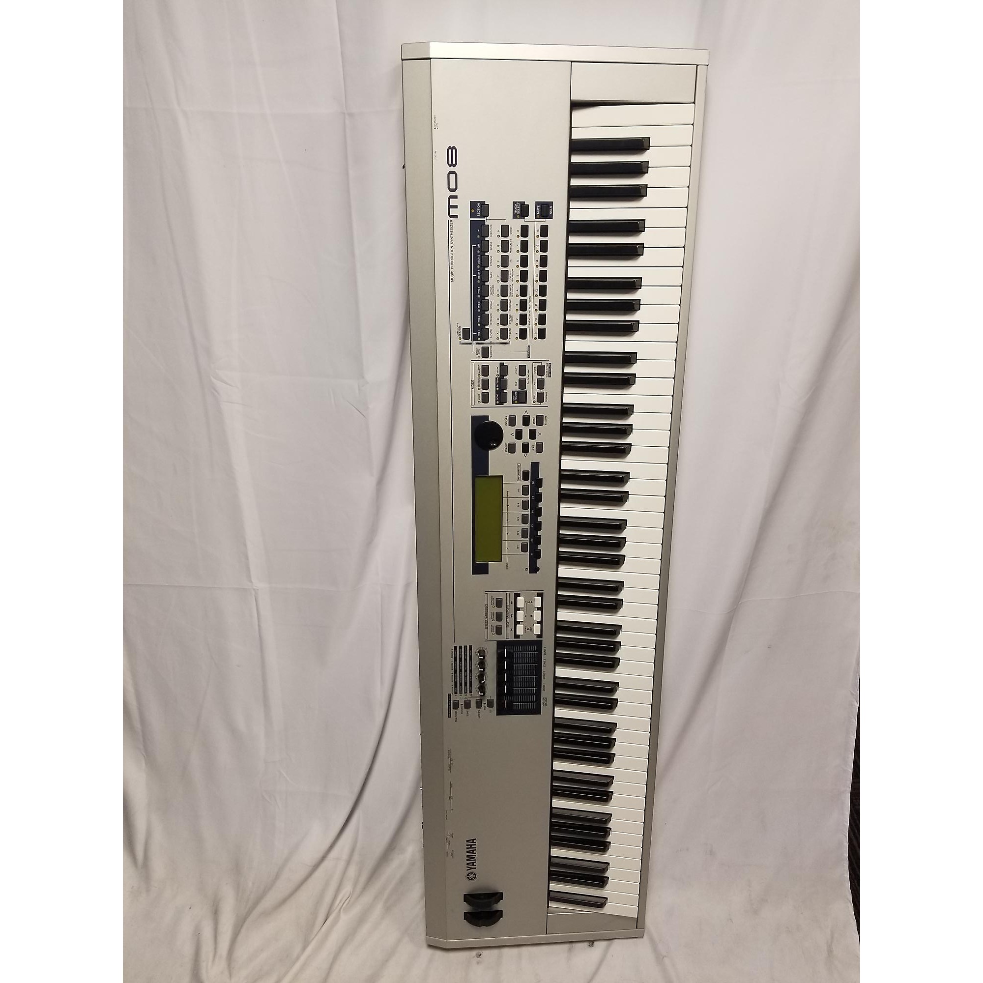 yamaha mo8 used