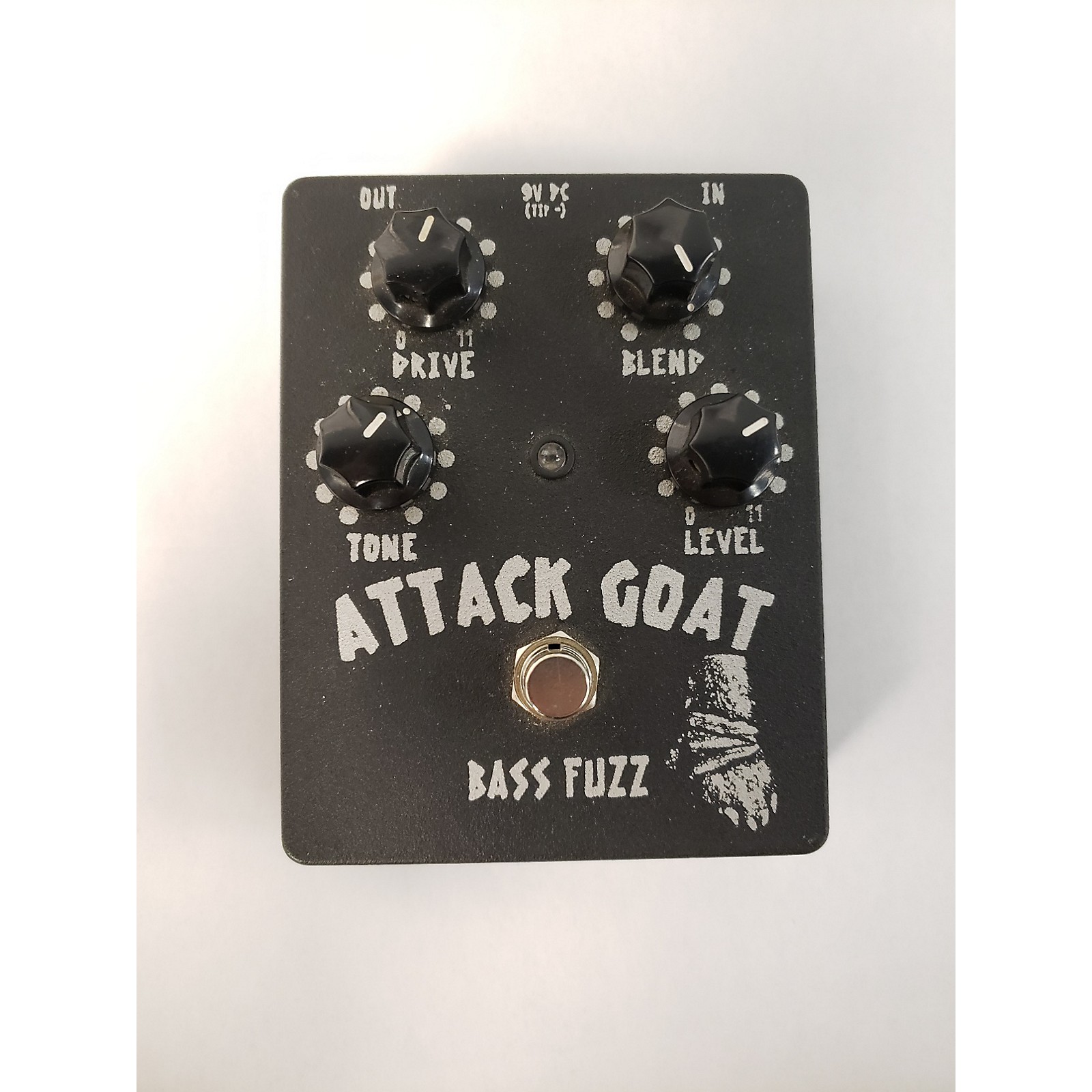 attack goat bass fuzz