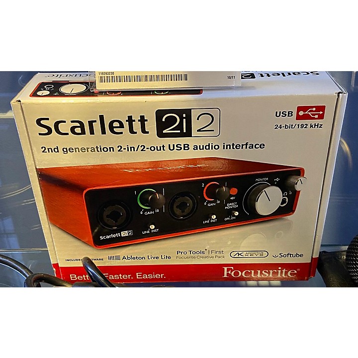 scarlett 2i2 guitar center