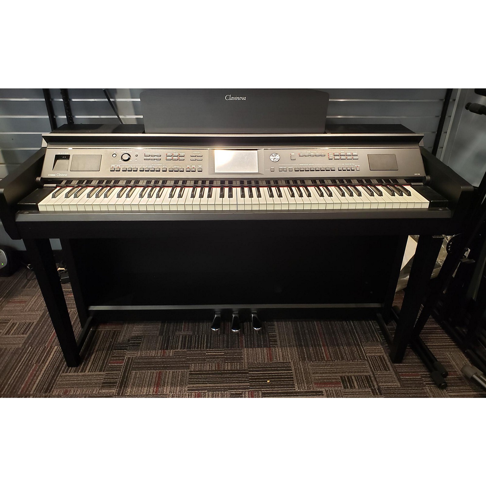 Used Yamaha Clavinova CVP-705B Digital Piano | Guitar Center