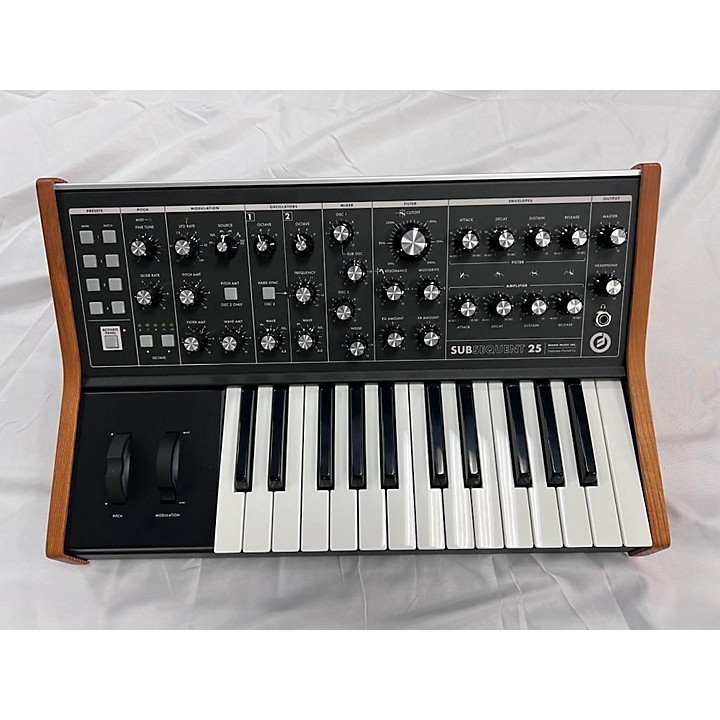 Used Moog Subsequent 25 Synthesizer | Guitar Center