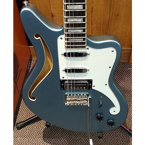 Used D'Angelico Used D'Angelico Premier Series Bedford SH Ice Blue Metallic Hollow Body Electric Guitar