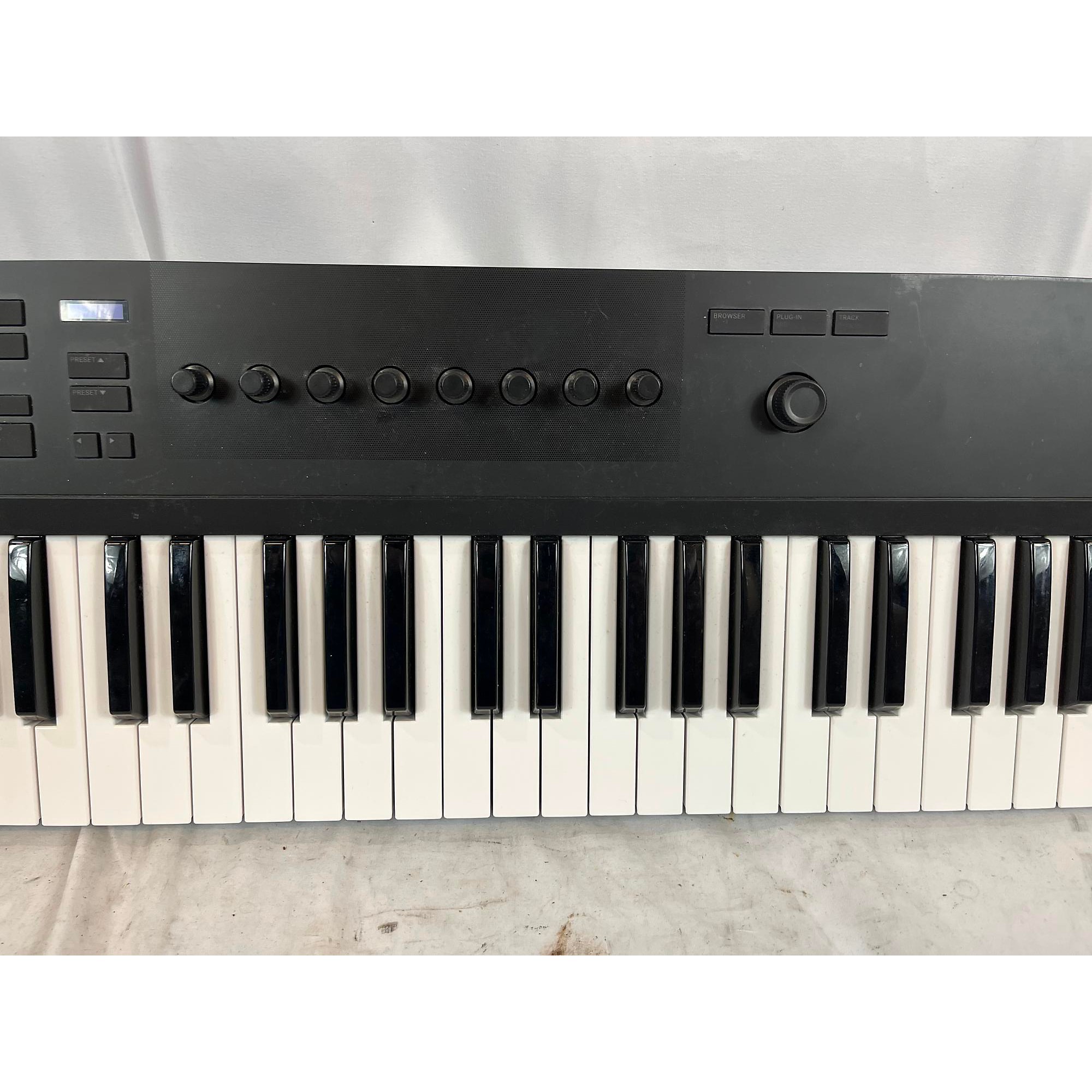 Used Native Instruments Komplete Kontrol A49 MIDI Controller