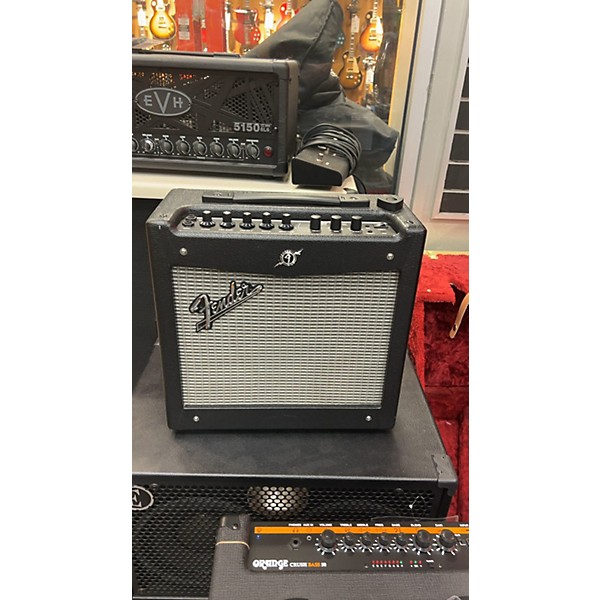 Used Fender Mustang I V2