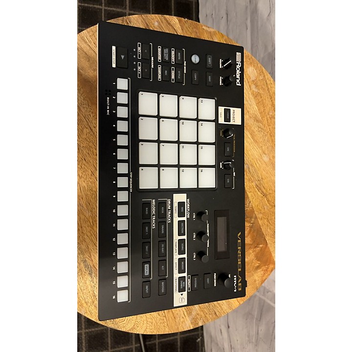 Used Roland VERSELAB MV1 Drum Machine Guitar Center