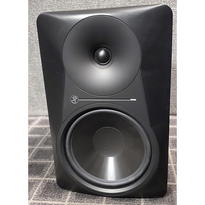Used Mackie MR824 Powered Monitor Guitar Center