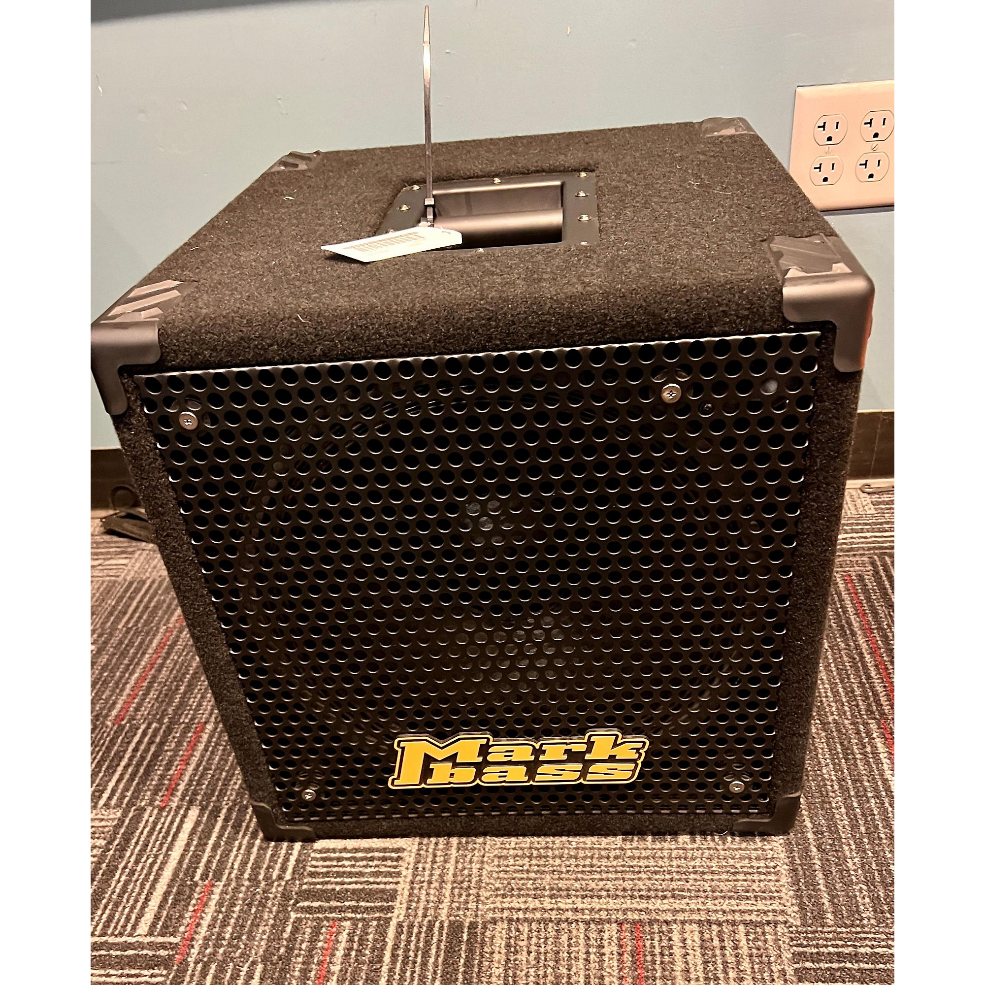 Used Markbass New York NY151 400W 1x15 Bass Cabinet | Guitar Center