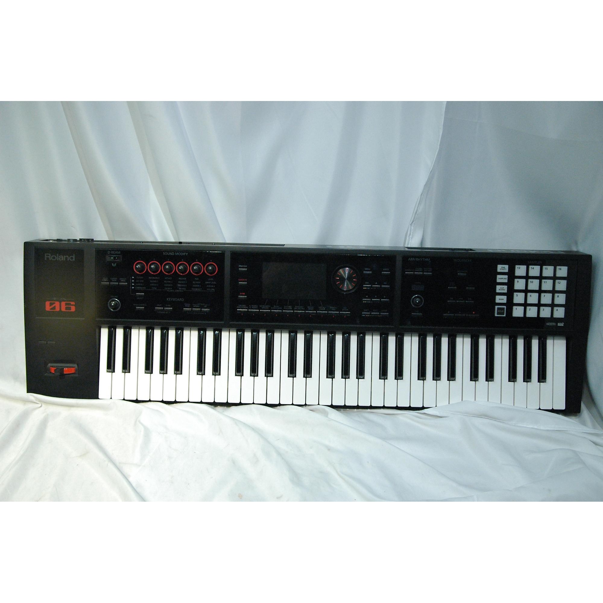 Used Roland FA06 Keyboard Workstation | Guitar Center