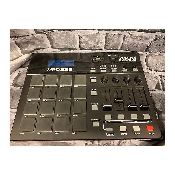 Used Akai Professional MPD226 MIDI Controller | Guitar Center