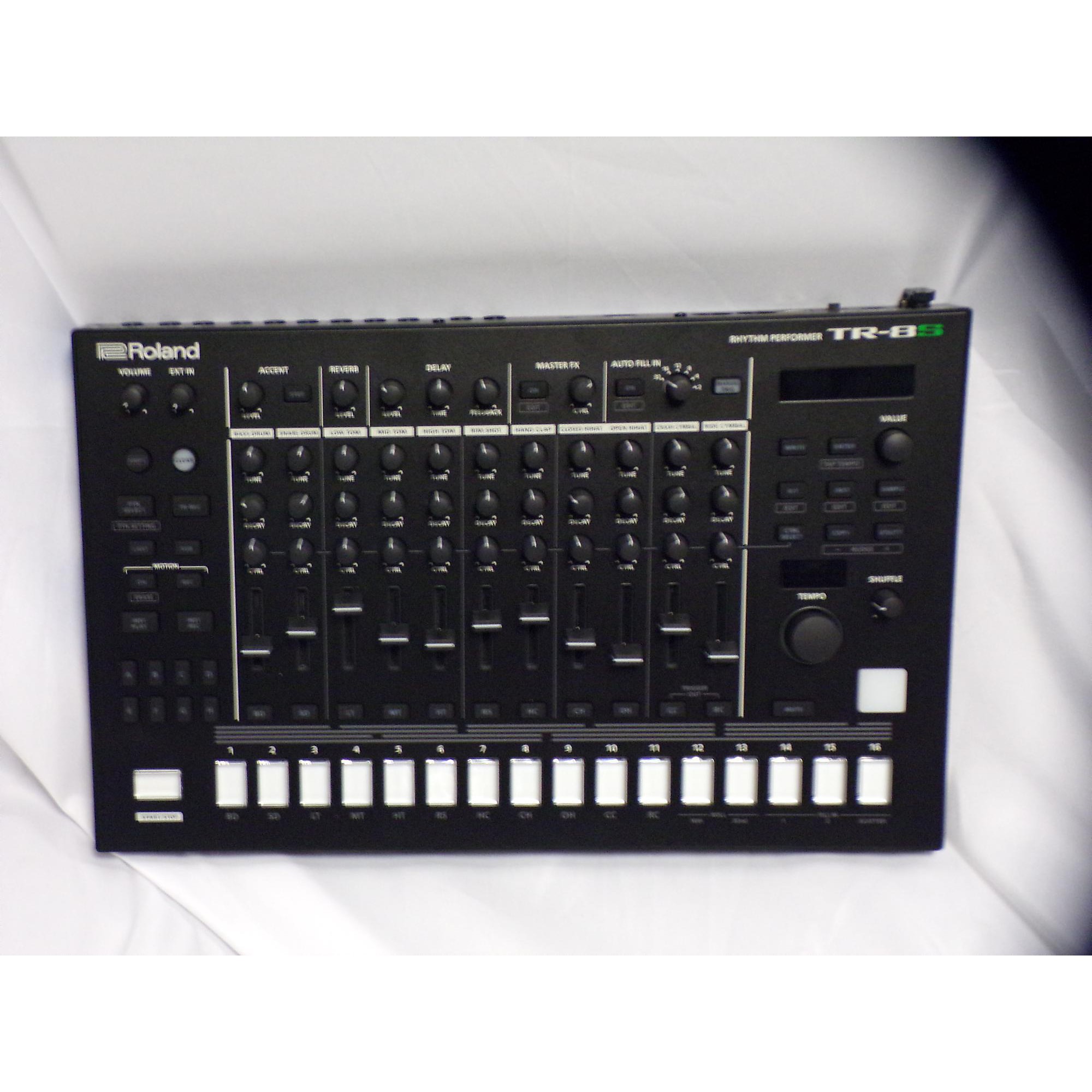 Used Roland TR-8S Drum Machine | Guitar Center