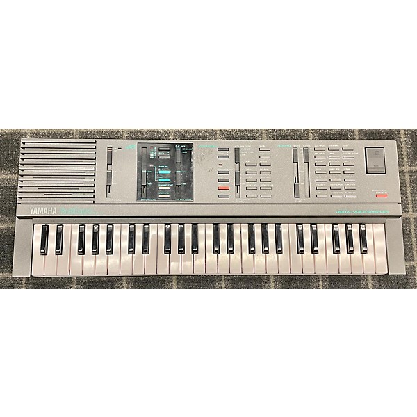 Used Yamaha VSS-100 Portasound Portable Keyboard