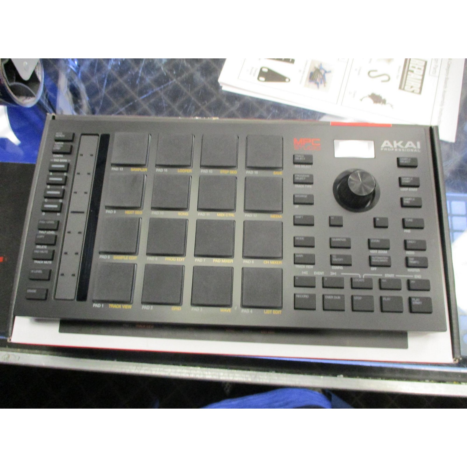 Used Akai Professional MPC Studio 2 Production Controller