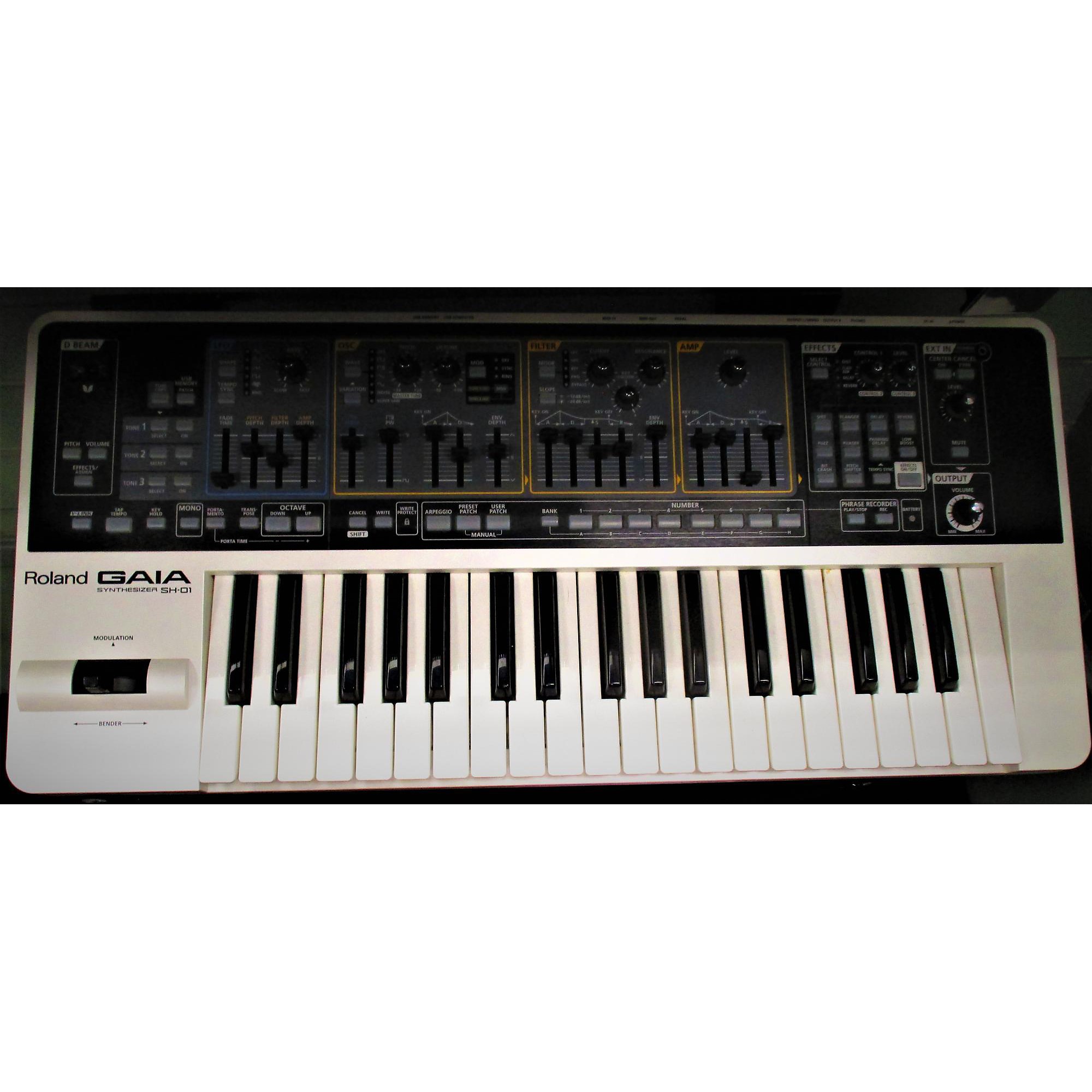 Used Roland Gaia SH01 37 Key Synthesizer | Guitar Center