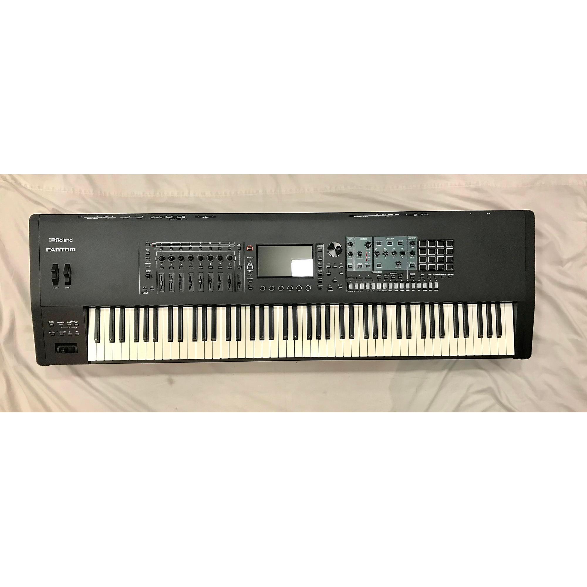 ROLAND FANTOM 8 workstation 88 touches - More Show Magasin de Musique