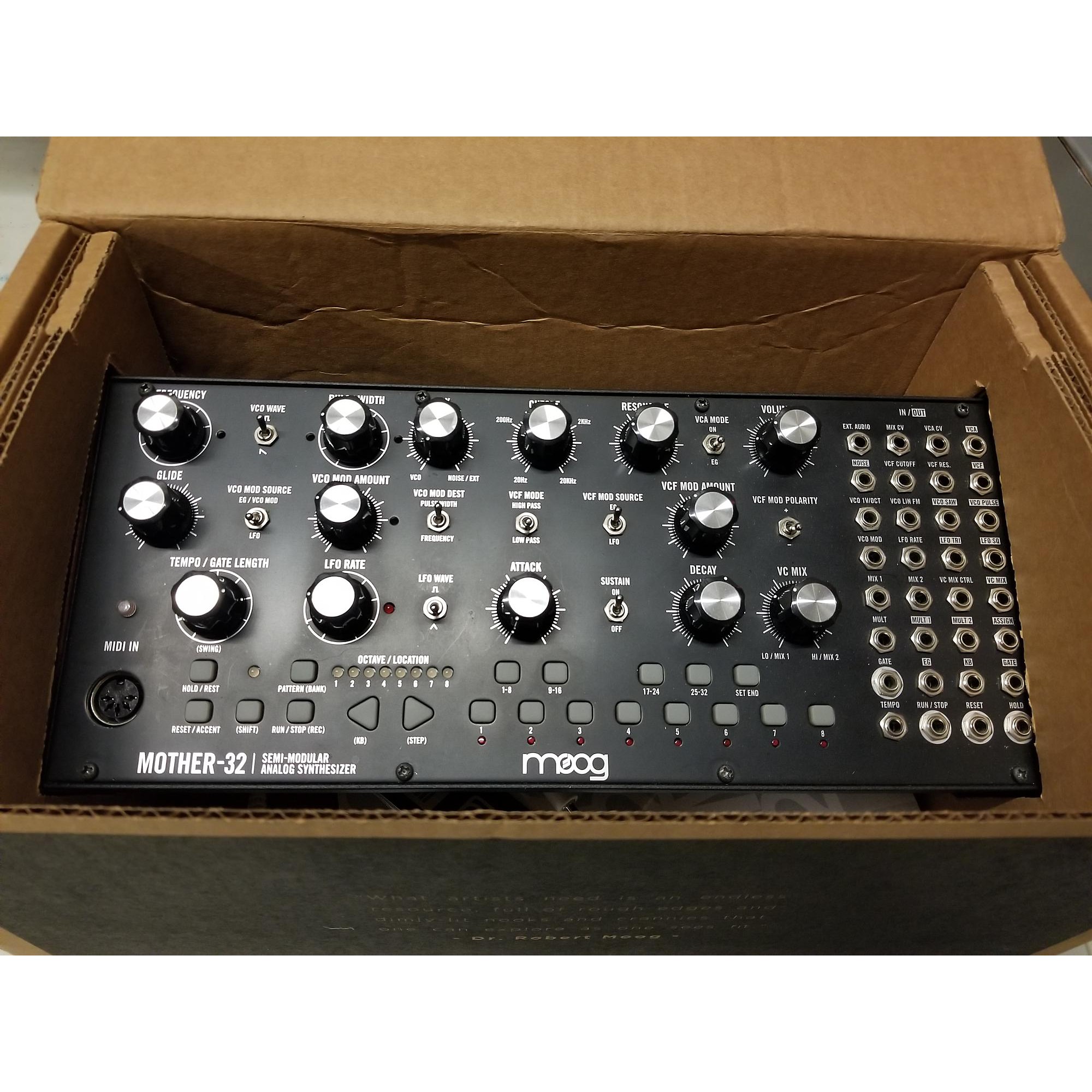moog mother-32
