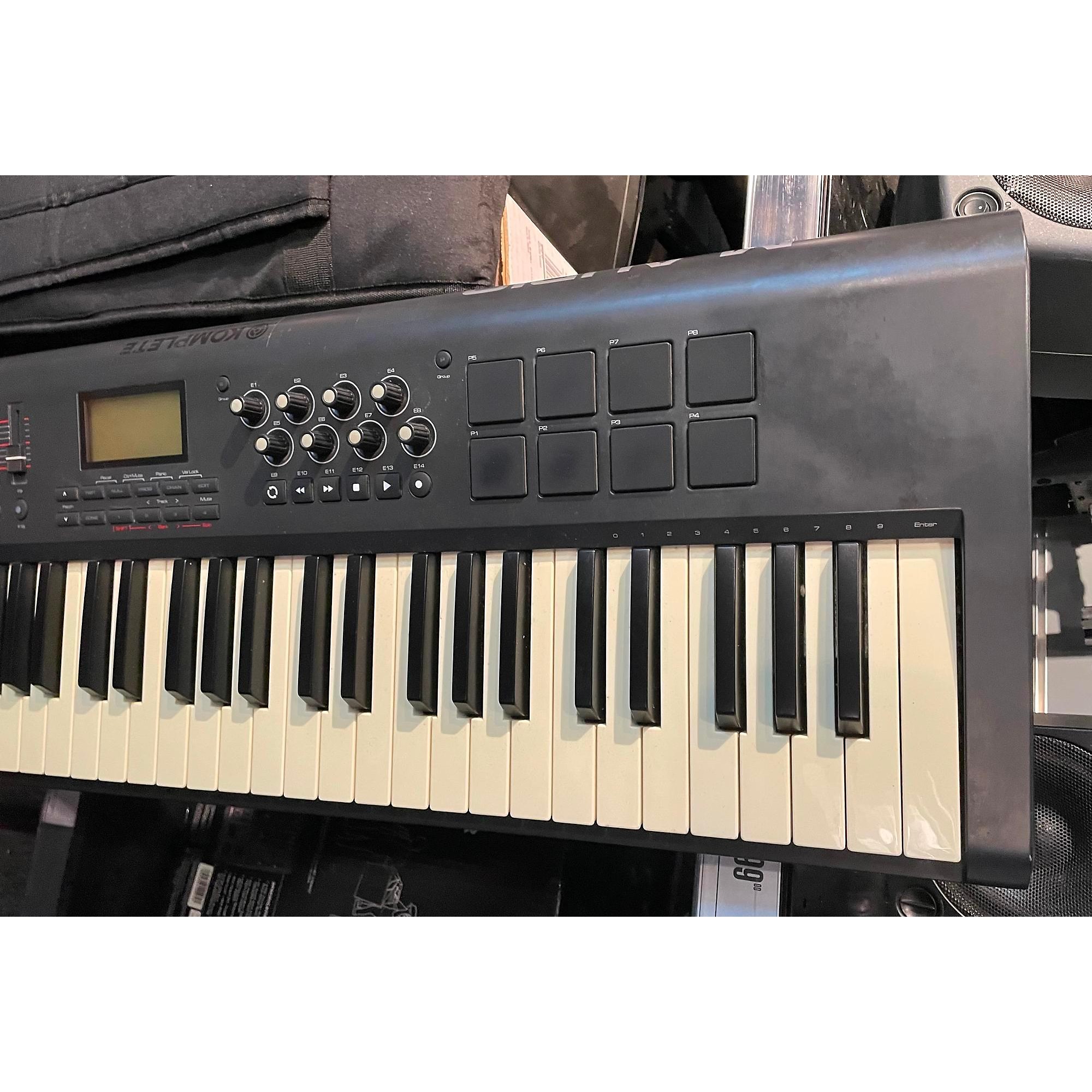 Used M-Audio Axiom 61 Key MIDI Controller | Guitar Center
